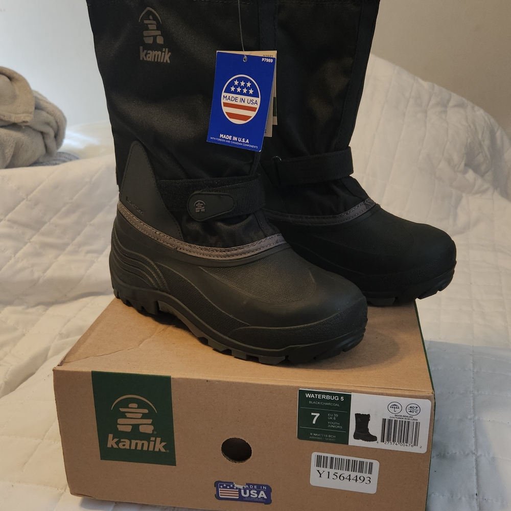 Kamik Black and Gray Kids Snow Boots - Picture 4 of 6